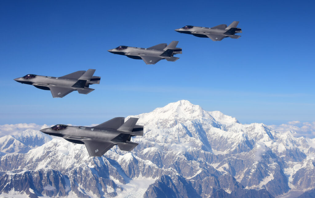 F35 Formation - Sandpoint Magazine